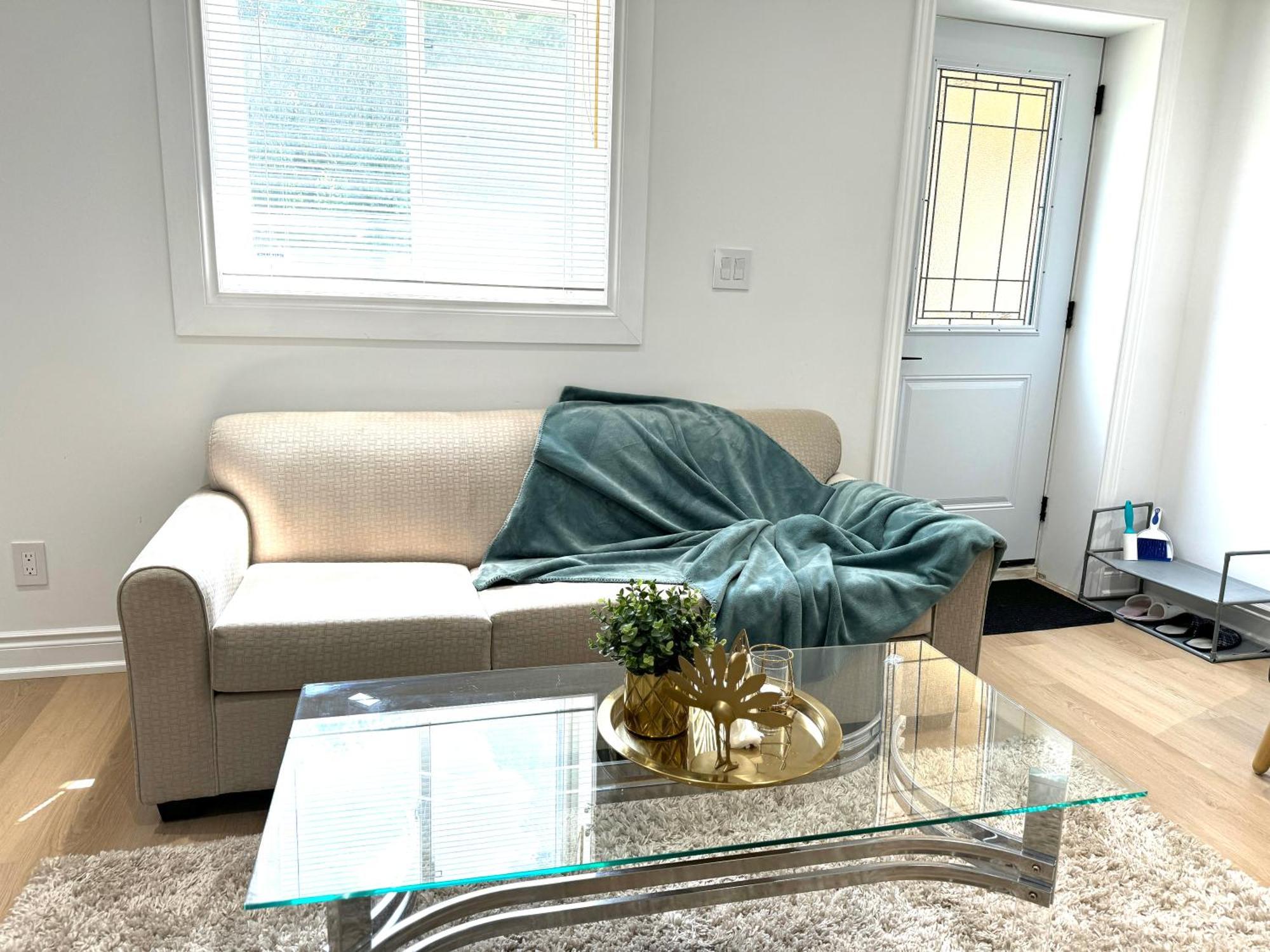 Cozy, Brand-New, 2Bdr,Walkout Apt, Free Parking Richmond Hill Exterior foto