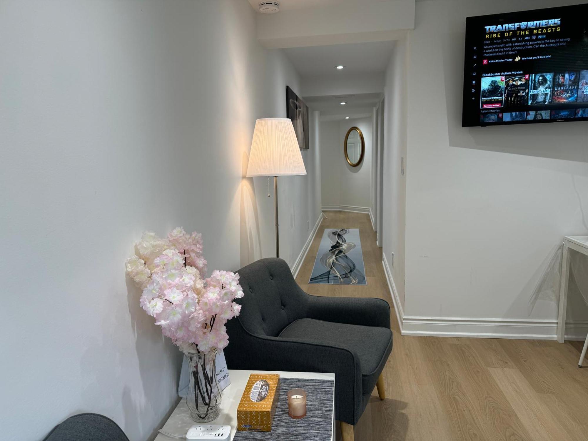 Cozy, Brand-New, 2Bdr,Walkout Apt, Free Parking Richmond Hill Exterior foto