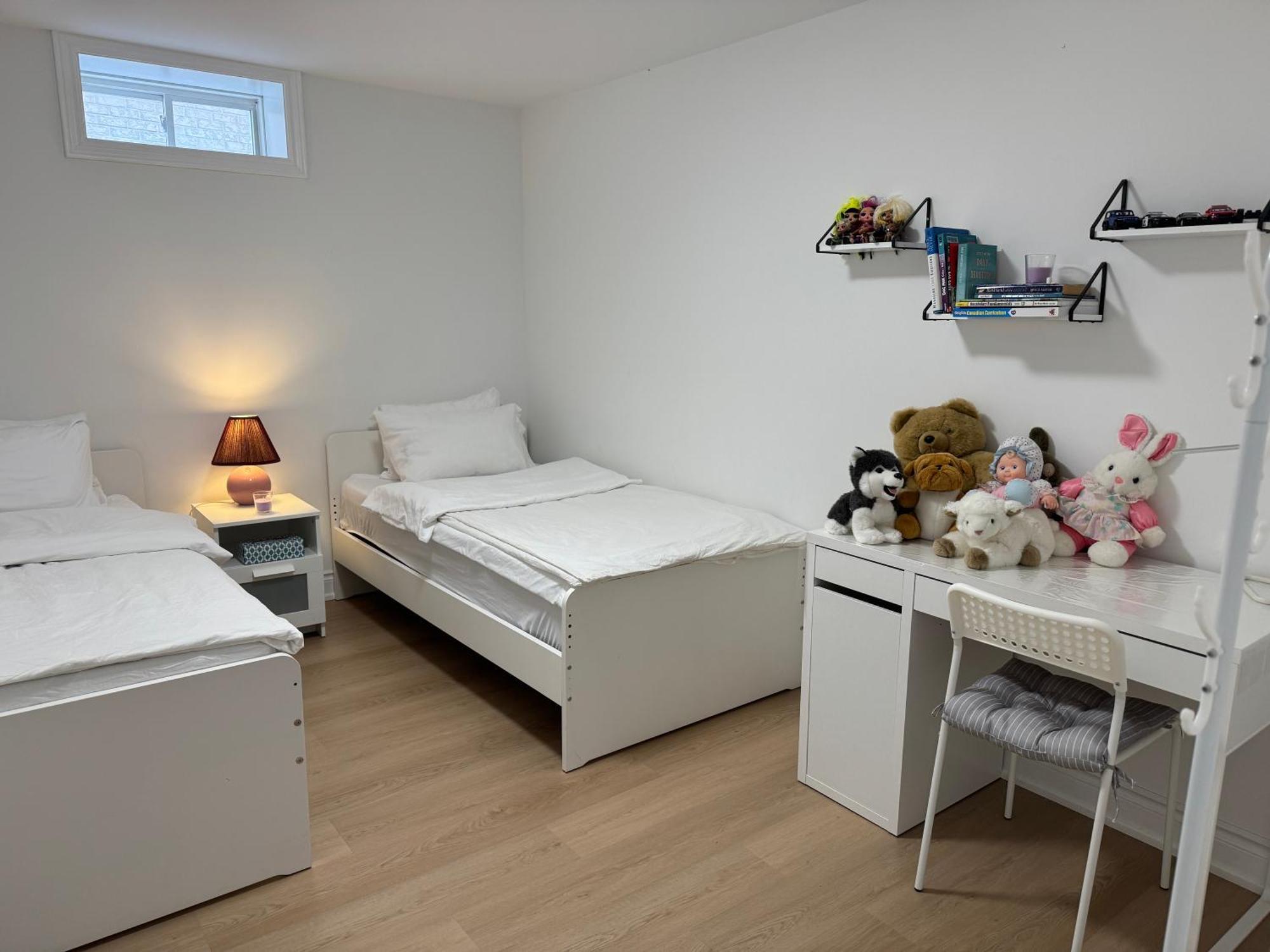 Cozy, Brand-New, 2Bdr,Walkout Apt, Free Parking Richmond Hill Exterior foto
